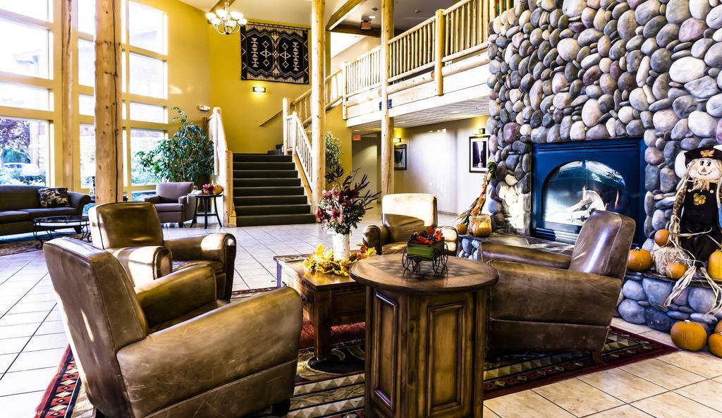 River Lodge And Cabins Boardman Екстериор снимка